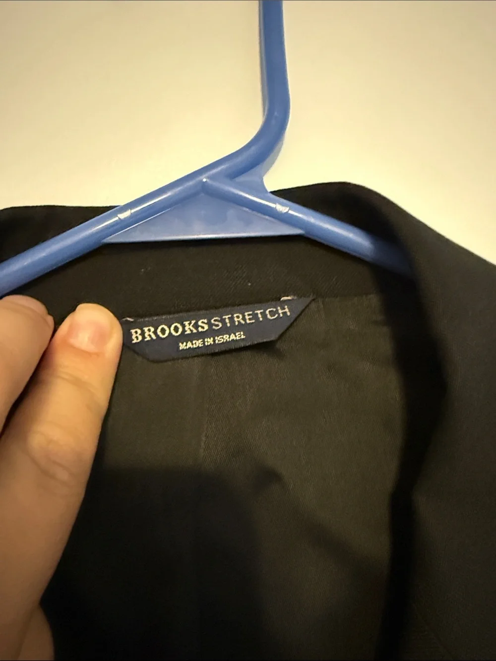 Brooks Black Men's Three-Button Suit Jacket